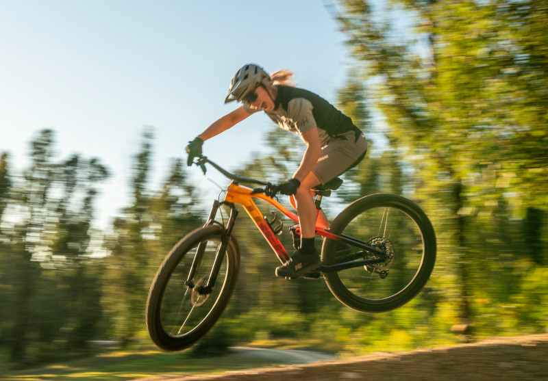 Are Women's Mountain Bikes Different