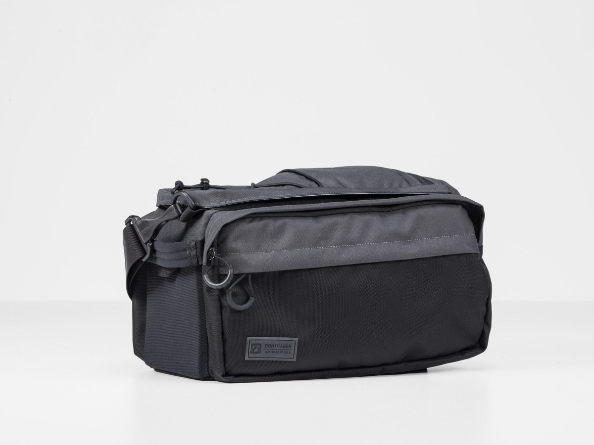 Bontrager  MIK Utility Trunk Bag With Panniers 2200 CU IN (36.1L ) BLACK